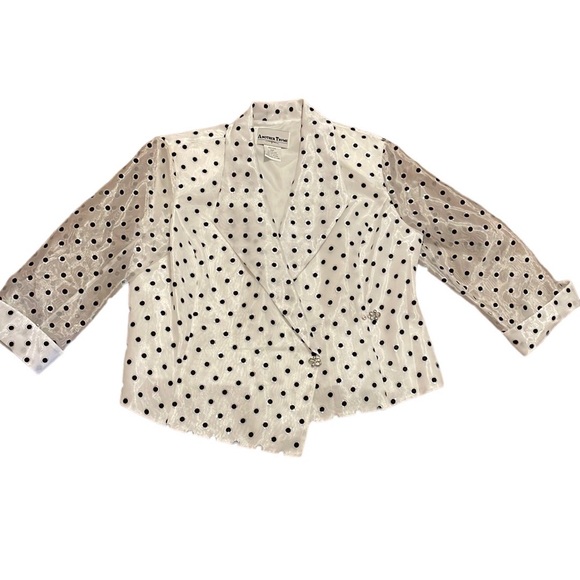 another thyme Jackets & Coats Vintage Another Thyme Black And White